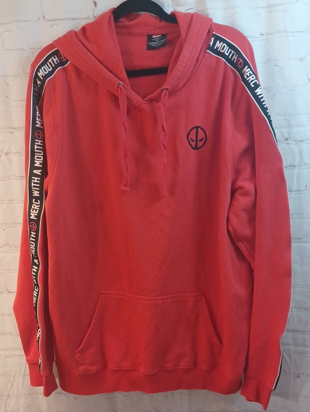 marvel deadpool merc with a mouth red hoodie mens 2xl